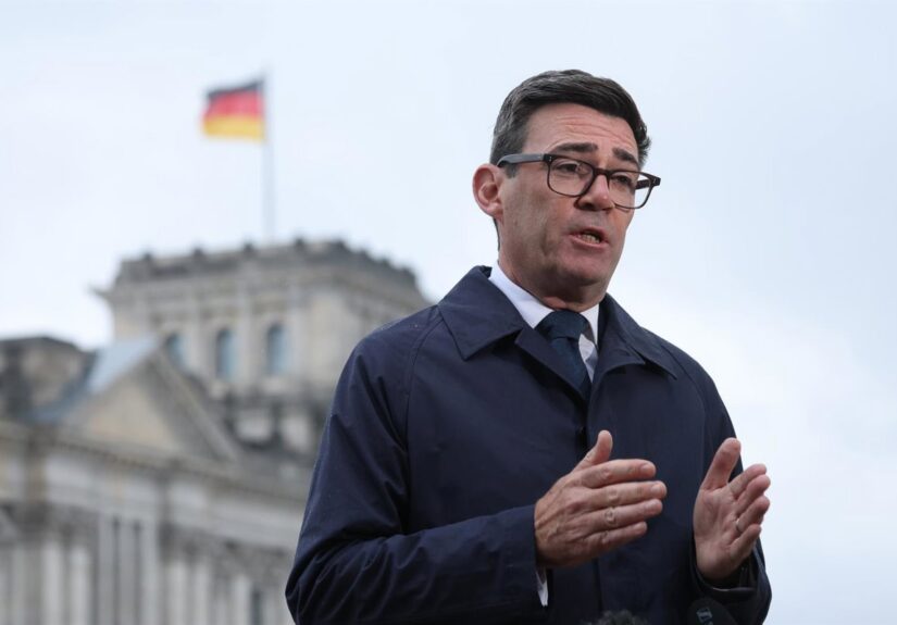 Burnham asegura que «hubo interferencia rusa» en el referéndum del Brexit