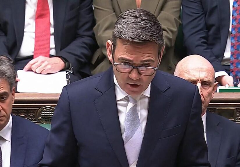 Burnham considera una «dejación de funciones» no revisar las relaciones con la UE tras el Brexit