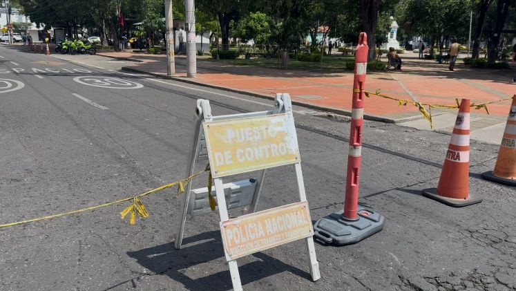 Cierran vías cercanas a los CAI de Cúcuta tras explosión en instalaciones de la Dian