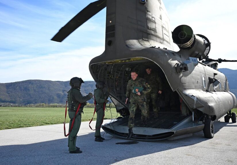 Cuatro militares italianos muertos y once heridos al estrellarse en Bosnia un helicóptero de la EUFOR