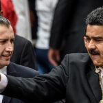 Delcy sigue entregando jerarcas chavistas a EE.UU. y el exvicepresidente El Aissami figura entre los próximos
