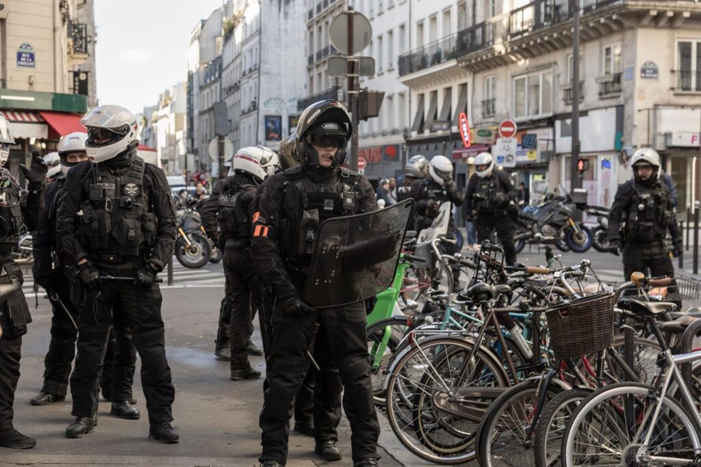 El Gobierno francés despliega 70.000 policías y gendarmes por todo el país ante nuevas manifestaciones