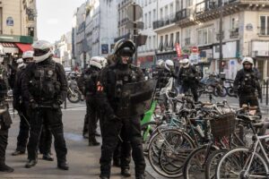 El Gobierno francés despliega 70.000 policías y gendarmes por todo el país ante nuevas manifestaciones