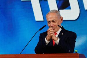 El bloque de Netanyahu toma ventaja en Israel con el 55% escrutado y se sitúa con 56 escaños frente a los 49 opositores