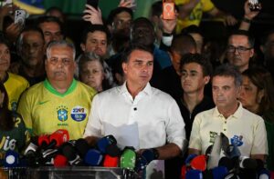 El partido de Bolsonaro desaprueba su misiva desde EEUU en medio del rechazo entre líderes de la derecha de Brasil