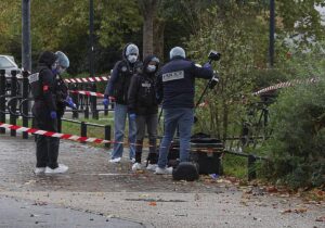 El presunto autor del tiroteo en París usó un arma de la Segunda Guerra Mundial y estaba fichado por tráfico de estupefacientes
