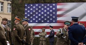 Estados Unidos restaura su presencia militar en Lituania ante la amenaza rusa