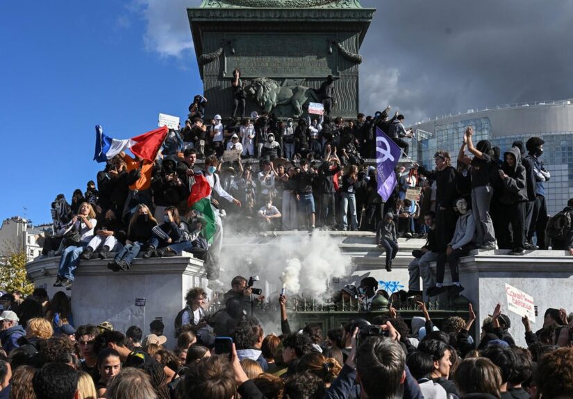 Estudiantes, docentes y sindicatos marchan por París a pocas horas del debate nacional sobre presupuestos