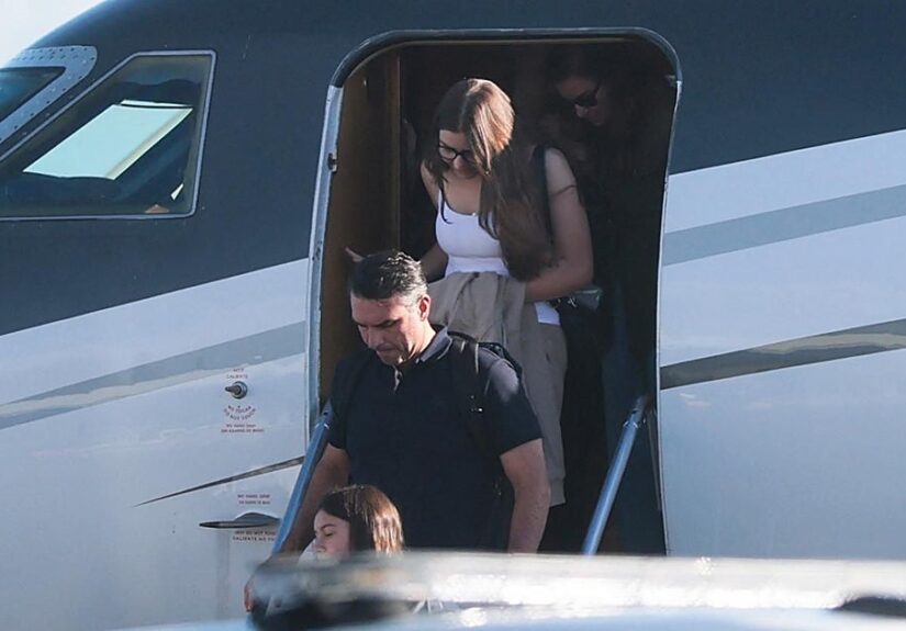 Flávio Bolsonaro llega a Miami tras huir de Brasil con un pasaporte italiano