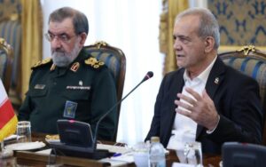 Irán acuerda «fortalecer la cooperación» en materia de seguridad con Arabia Saudí, Turquía y Pakistán