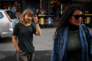 La activista sueca Greta Thunberg se suma a las protestas estudiantiles en Francia