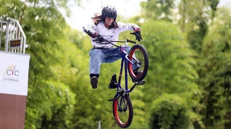 La cucuteña Valeria Moreno brilló en el Nacional de BMX Freestyle de Armenia, Quindío
