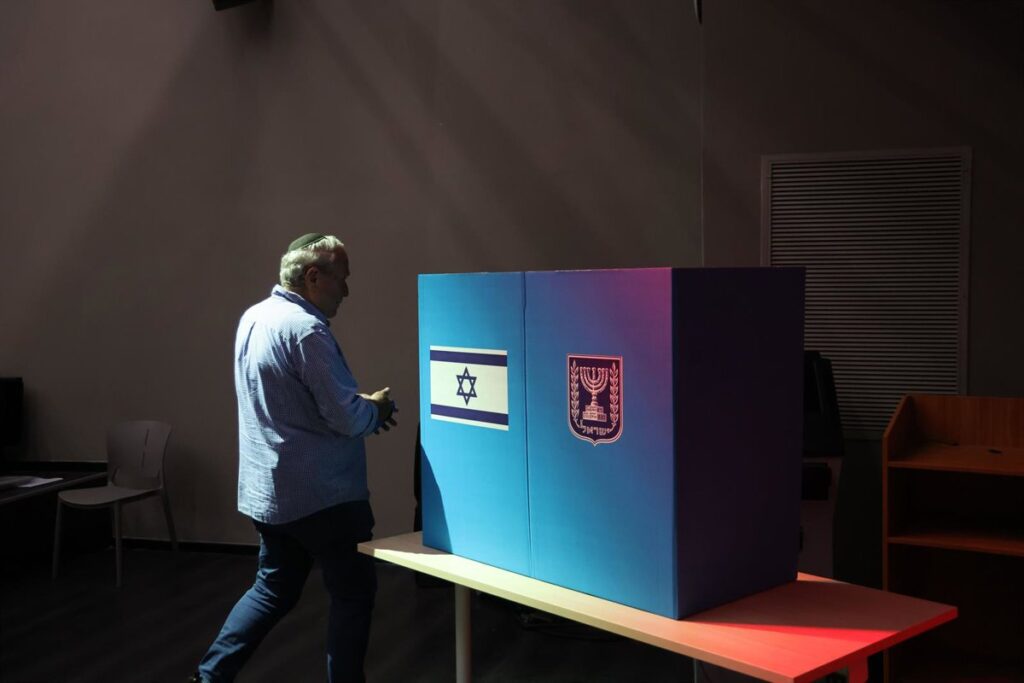 La participación en las elecciones de Israel supera el 31% a mediodía, la mayor a esta hora desde 1977