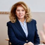 La presidenta búlgara Iotova gana las elecciones pero irá a segunda vuelta contra el prooccidental Giurov