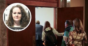 La reclusa Christa Pike ya puede comer y caminar con ayuda tras su fallida ejecución