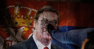 Los estudiantes serbios priorizan la destrucción del régimen de Vucic a la orientación proeuropea