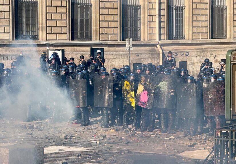 Más de 500.000 personas se manifiestan en toda Francia contra el Gobierno en medio de graves disturbios