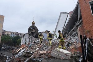 Mueren 33 personas en un ataque de Rusia en la ciudad ucraniana de Kramatorsk