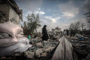 Mueren seis palestinos en ataques de Israel contra Gaza pese al acuerdo de alto el fuego