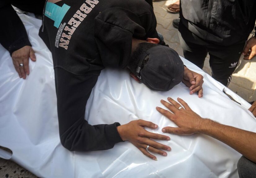 Mueren tres palestinos, uno de ellos de 14 años, en ataques de Israel en Gaza pese a la tregua en vigor