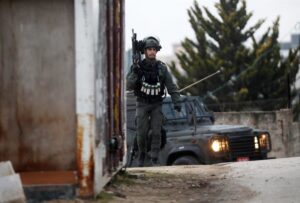 Netanyahu ordena el cierre «inmediato» de la ciudad de Hebrón y anticipa uno «total» en Cisjordania