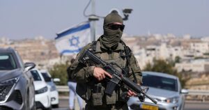 Netanyahu ordena el «cierre total» de Cisjordania tras un tiroteo con dos soldados muertos antes de las elecciones