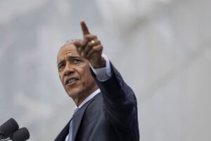 Obama afirma que Trump es «directamente responsable» de la subida de los precios por la guerra contra Irán