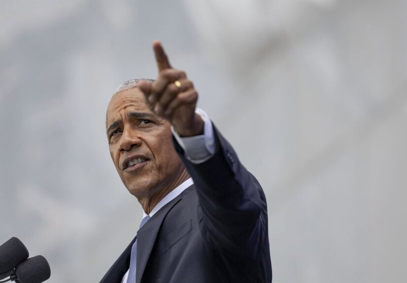 Obama afirma que Trump es «directamente responsable» de la subida de los precios por la guerra contra Irán