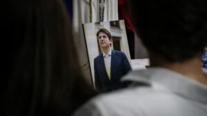 Presidente del Senado pide investigar denuncia sobre magnicidio de Miguel Uribe
