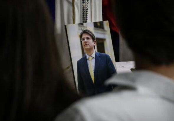 Presidente del Senado pide investigar denuncia sobre magnicidio de Miguel Uribe