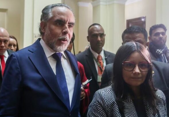 Procuraduría investiga a Benedetti y Angie Rodríguez por presunto plan con exparamilitares