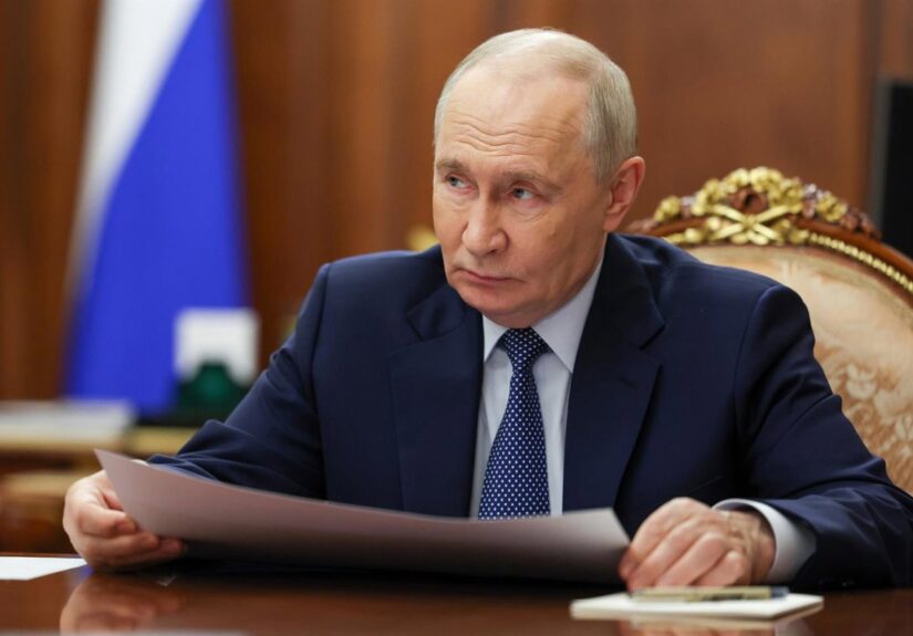 Putin avisa que la economía rusa está bajo graves amenazas informáticas entre nuevos ataques a sus centros de datos