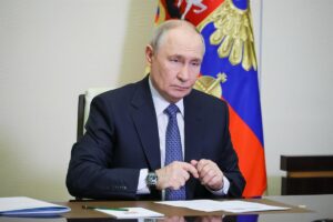 Putin minimiza los daños a la industria energética rusa y acusa a Ucrania de iniciar este cruce de ataques