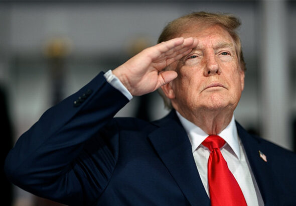 Trump califica de «desgracia» a LeBron James por su actitud durante el himno