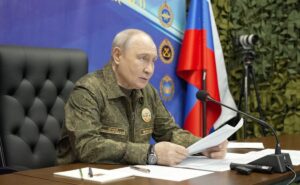 Ucrania afirma que una reunión de Putin con Xi y Trump solo servirá para continuar la guerra