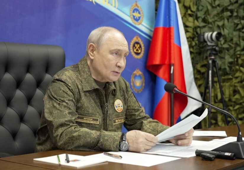 Ucrania afirma que una reunión de Putin con Xi y Trump solo servirá para continuar la guerra