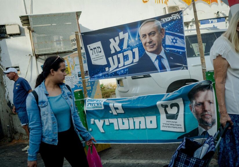 Un Israel dividido decide si avala a Netanyahu o apuesta por el cambio en las primeras elecciones desde el 7-O