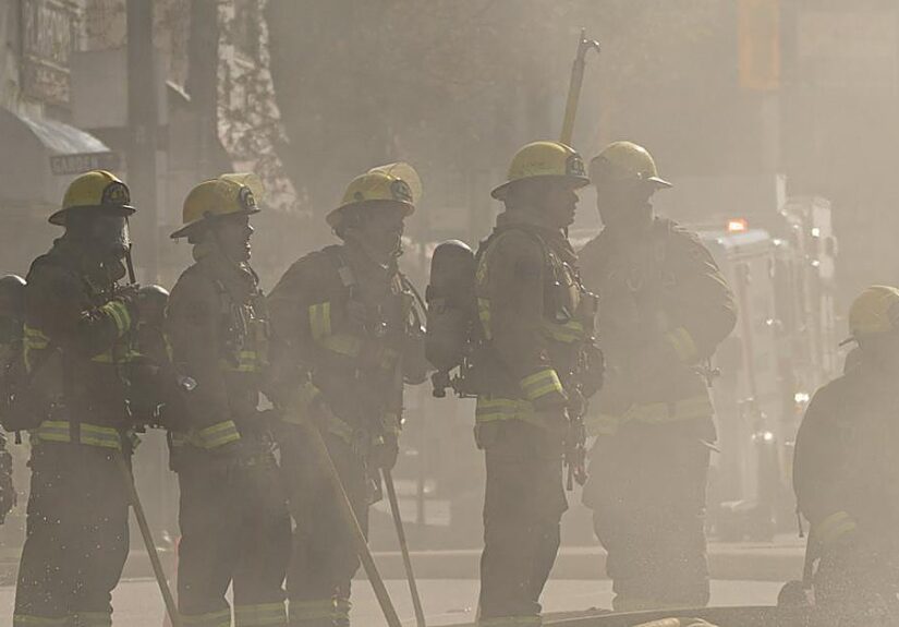Un incendio en una base militar de Canadá deja varios muertos y numerosos heridos