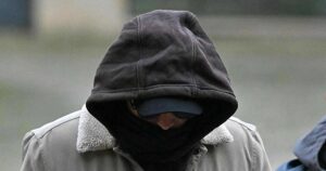Una mujer británica denuncia que su marido la drogaba y ataba para tener sexo con otros hombres