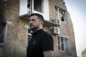 Zelenski advierte de que Rusia prepara un nuevo «ataque masivo» y Ucrania prepara «contramedidas»