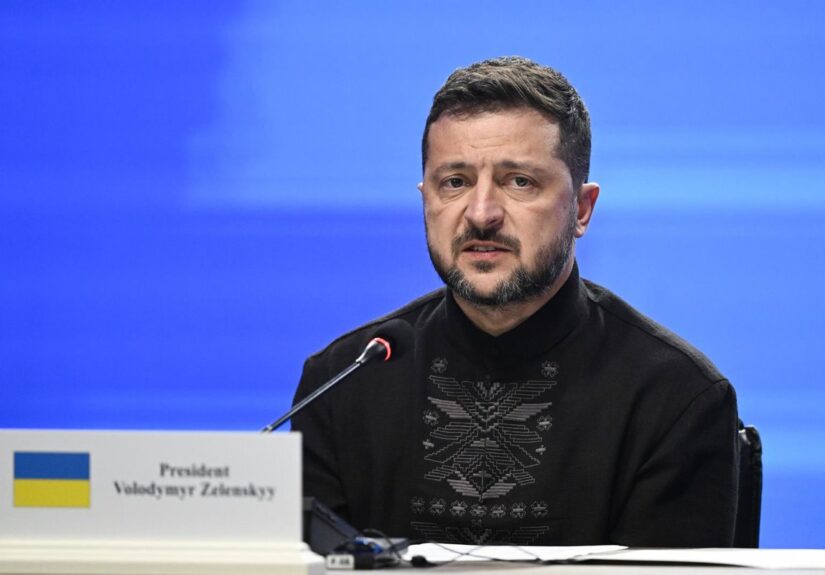 Zelenski defiende el uso de «todas las formas de diplomacia» para «proteger Ucrania» frente a Rusia
