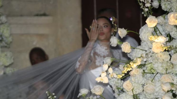 así fue la ceremonia de la exreina