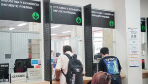 deuda y gastos crecen más rápido que el recaudo de impuestos
