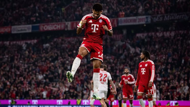 ¡Estelar! Luis Díaz marcó triplete y dio una asistencia en la goleada del Bayern ante Leipzig